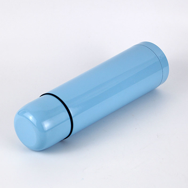 ocular injuries from carbonated soft drink bottle explosions. - drinking glass water bottle